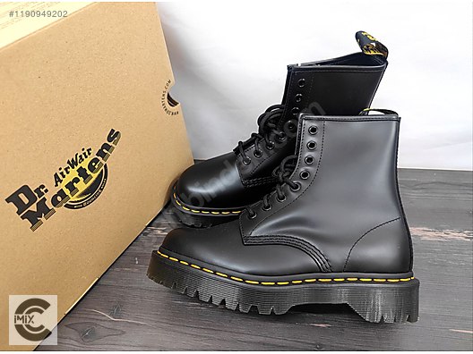 Buy dr martens shoes online