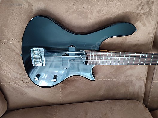 Washburn bass clearance guitar price