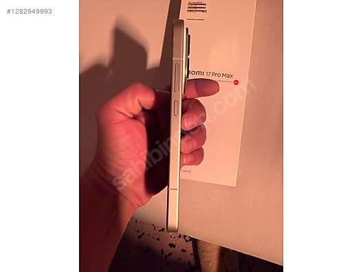 Used & Brand New Items / Cell Phones & Accessories / Cell Phones / Xiaomi / 17 Pro Max