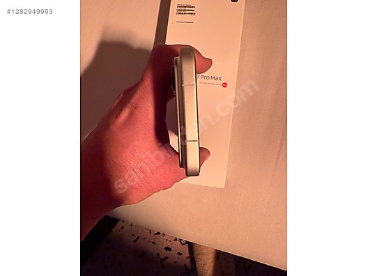 Used & Brand New Items / Cell Phones & Accessories / Cell Phones / Xiaomi / 17 Pro Max