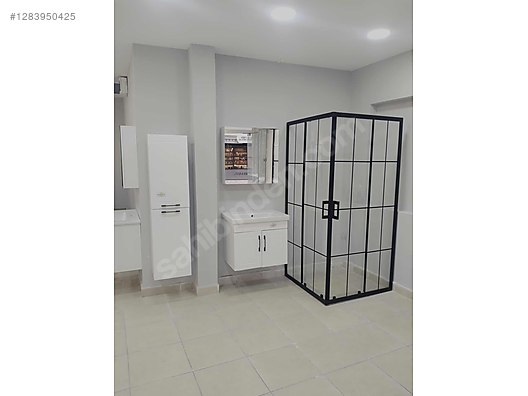 Used & Brand New Items / Garden & Home Improvement / Home Improvement / Bathroom & Kitchen / Bathroom Cabinets