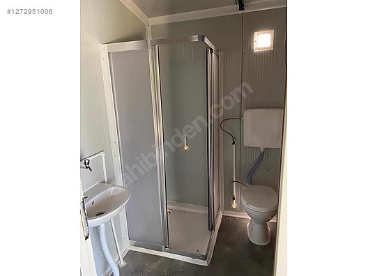 Machinery / Industrial / Containers & Cabins / Containers