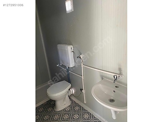 Machinery / Industrial / Containers & Cabins / Containers