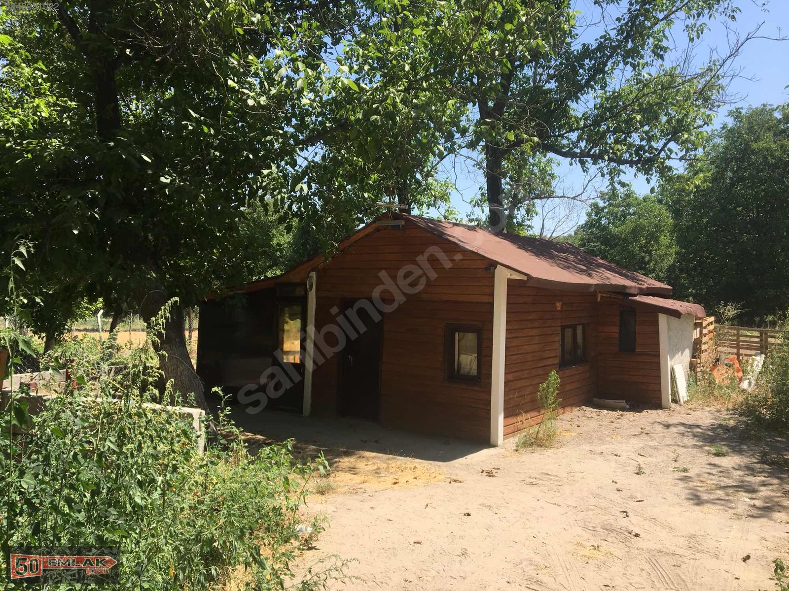 50EMLAK TAN NAR ÖZLERİNDE BAĞ EVİ BULUNAN HOBİ BAHÇESİ Satılık Arsa