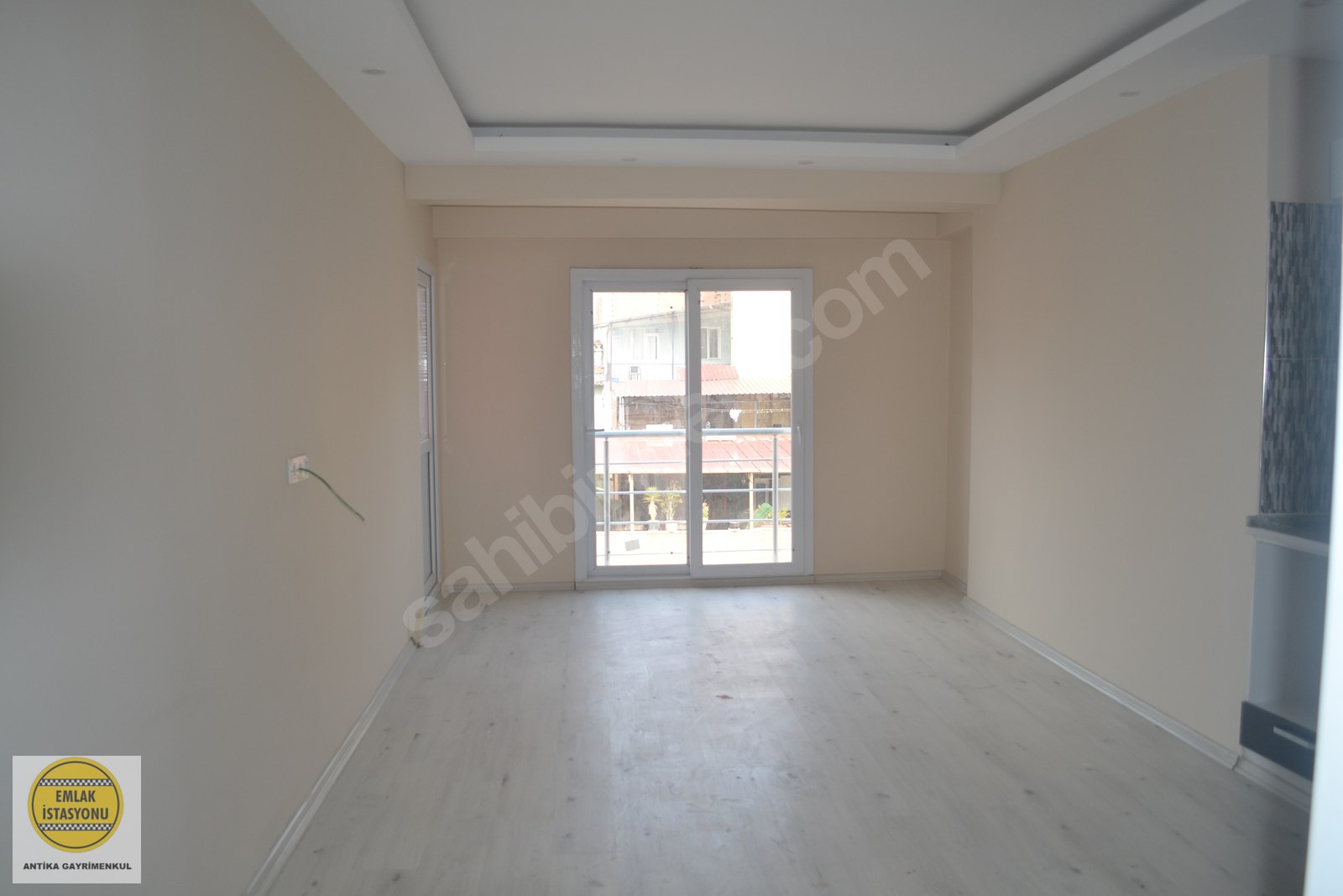 ANTİKA GAYRİMENKULDEN UMURBEY MAHALLESİNDE KİRALIK DUBLEX DAİRE