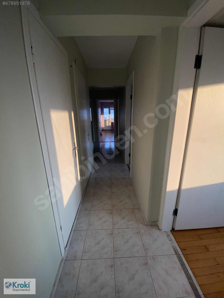 Bornova Koleji Yakını Nezih Sitede 3+1 Kiralık Daire Kiralık Daire