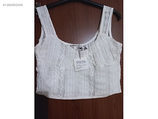 Used & Brand New Items / Clothing & Accessories / Women / Clothing / Tops