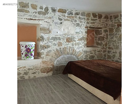 GÜMÜLDÜR ÜRKMEZ PAYAMLI KÖYÜNDE 5+1TAȘ EV Satılık Müstakil Ev