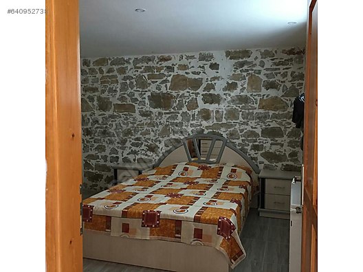 GÜMÜLDÜR ÜRKMEZ PAYAMLI KÖYÜNDE 5+1TAȘ EV Satılık Müstakil Ev