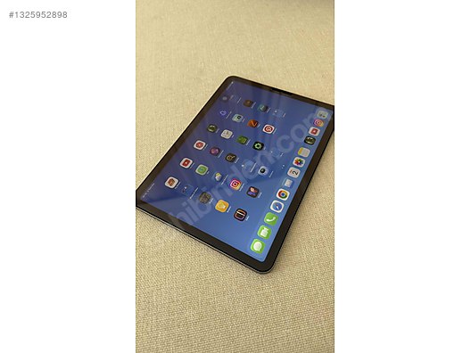 Apple iPad Air 5 256 GB Tablet - 1325952898