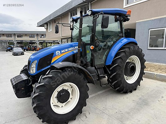 Machinery / Agricultural Machines / Tractors / New Holland / TD110D