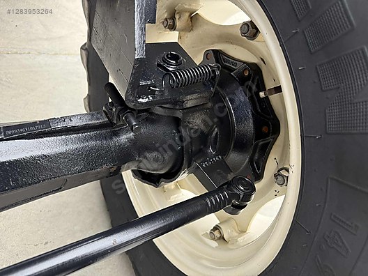 Machinery / Agricultural Machines / Tractors / New Holland / TD110D