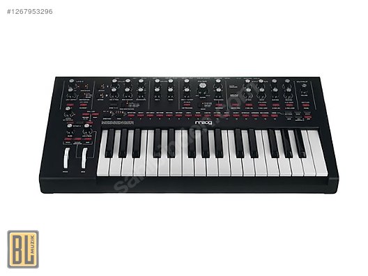 Moog Messenger - Monophonic Analogue Synthesizer - Synthesizer ve