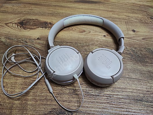 Used & Brand New Items / Cell Phones & Accessories / Accessories / Kablolu Kulaklık