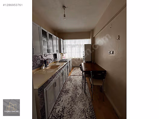 BAĞCILAR ÇİFTLİKTE MERKEZİ YERDE SATLIK ARA KAT DAİRE 2+1 #1286953761