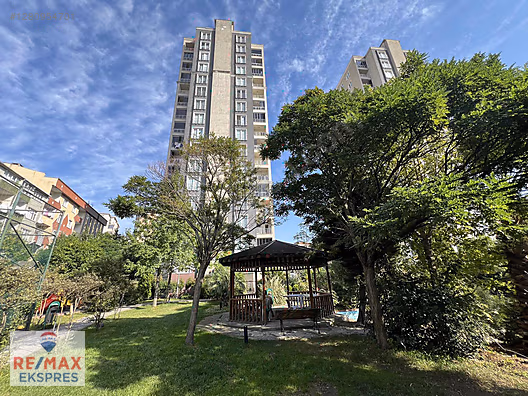 GÜNEŞLİ'DE BORDO LİFE PARK EVLERİNDE SATILIK 4+1 DAİRE #1280954701