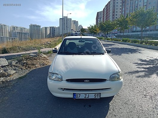 Ford Escort 1 6 Clx Temiz Aile Arabasi At Sahibinden Com 880954848