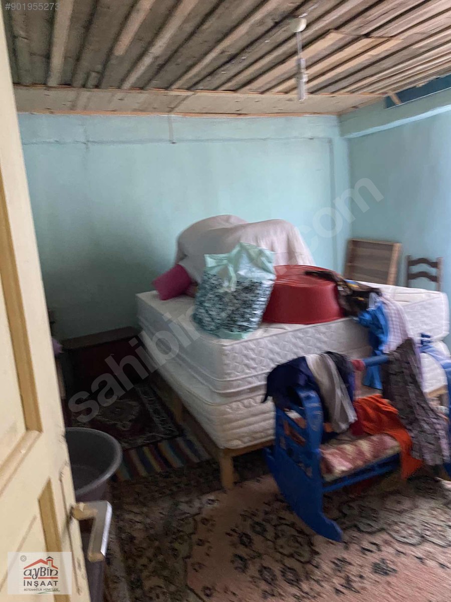 ORDU RERŞEMBEDE 20600M2 ÜZERİNDE ESKİ EVİ OLAN FINDIK BAHÇESİ Satılık