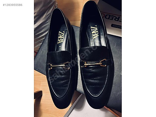 İkinci El ve Sıfır Alışveriş / Giyim & Aksesuar / Üniseks / Ayakkabı / Günlük