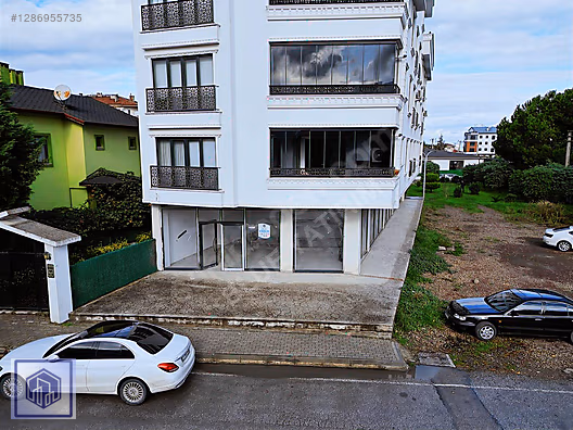 BLUE YATIRIMDAN CADDE ÜSTÜ GENİŞ + DEPOLU SATILIK SIFIR DÜKKAN ! #1286955735