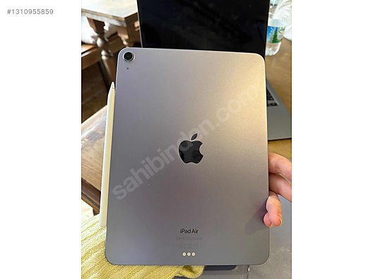 Apple iPad Air 5 64 GB Tablet - 1310955859