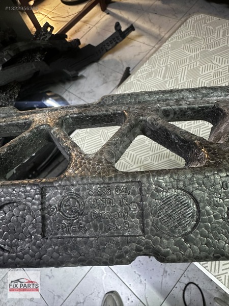 BMW 3 Serisi Tampon (Ön)