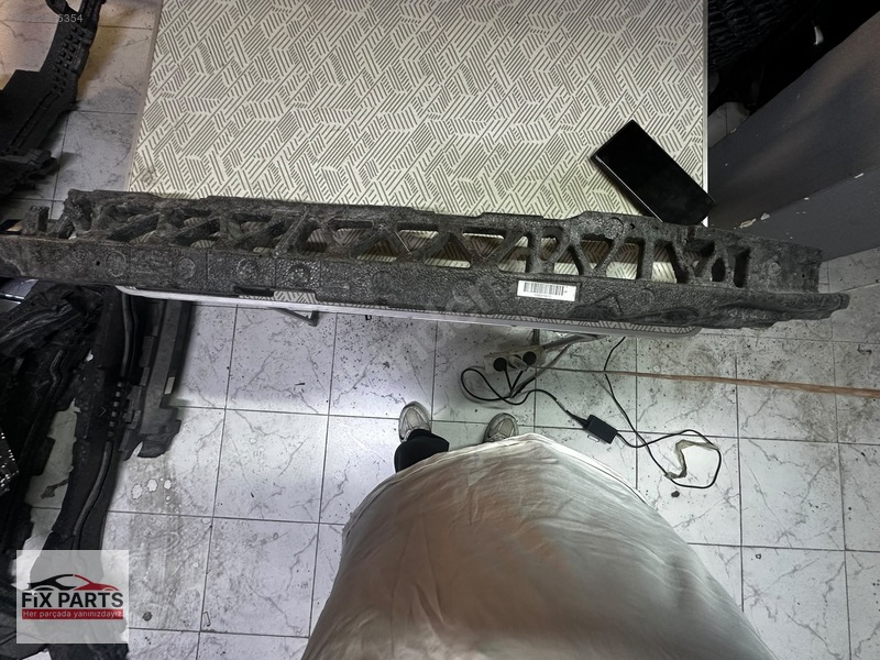 BMW 3 Serisi Tampon (Ön)