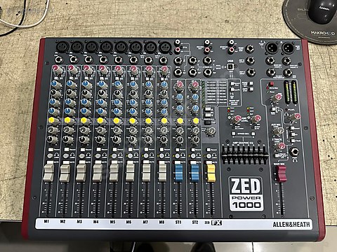 Allen & Heath ZED Power 1000 Powermixer, 2 x 500W / 4 Ohm