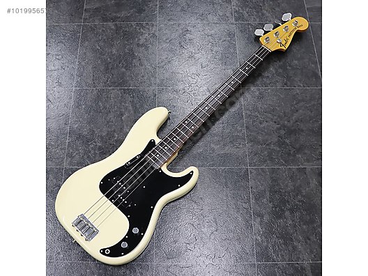 fender precision bass white and black