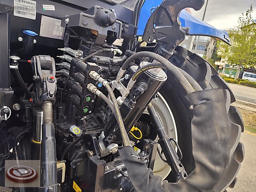 İş Makineleri & Sanayi / Tarım Makineleri / Traktör / New Holland / TR6.160S