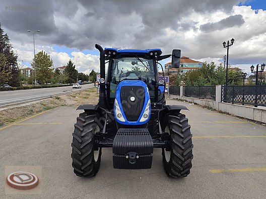 2023 TR6.160S New Holland