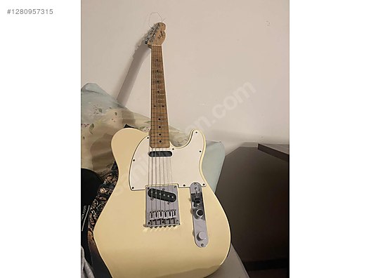 Squier Elektro Gitar