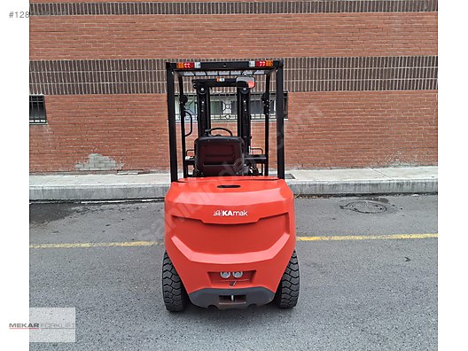 Machinery / Industrial / Carrying & Stacking Equipment / Forklifts / For Sale / Mekar