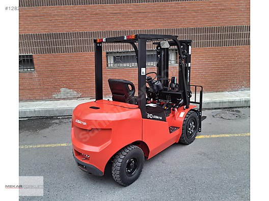 Machinery / Industrial / Carrying & Stacking Equipment / Forklifts / For Sale / Mekar