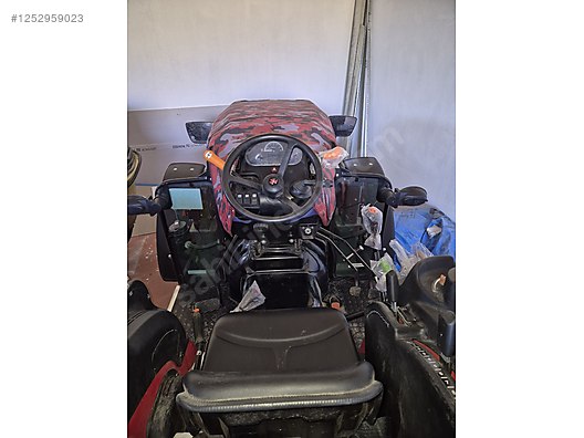 Machinery / Agricultural Machines / Tractors / Massey Ferguson / 3FR.75