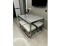 Acil ilk gelen alır mutfak masası