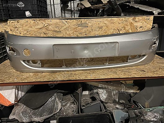 FORD FOCUS ÖN TAMPON 98AB-17K819 - İlan ve alışverişte ilk adres