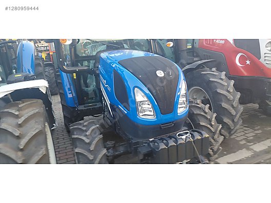 Machinery / Agricultural Machines / Tractors / New Holland / T5.90
