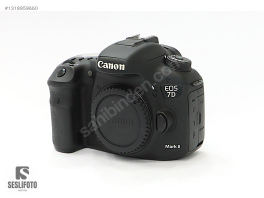 DSLR / Canon / EOS 7D Mark II / CANON EOS 7D MARK II BODY 33K
