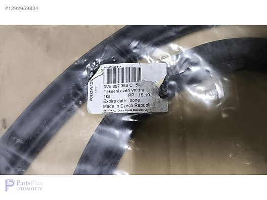 SKODA SUPERB SAĞ ARKA KAPI FİTİLİ 3V5867368 - İlan ve alışverişte