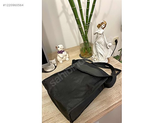 Used & Brand New Items / Cameras & Photographic Equipment / Binoculars