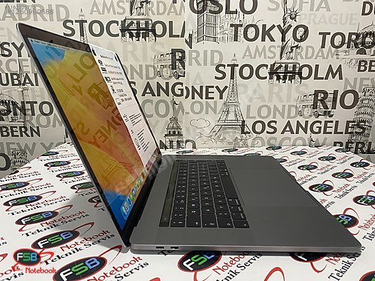 Apple Macbook / MacBook Pro 15'' A1707 2017 i7 2.9 GHz 16 GB RAM