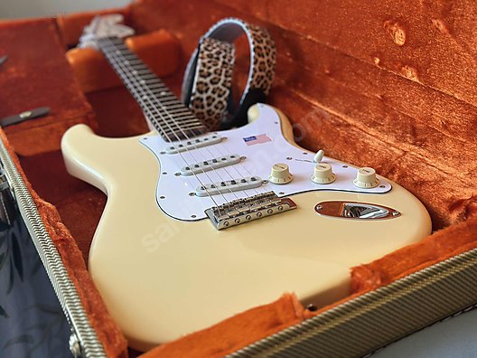 İkinci El ve Sıfır Alışveriş / Müzik / Müzik Aletleri / Telli Çalgılar / Gitar / Elektro