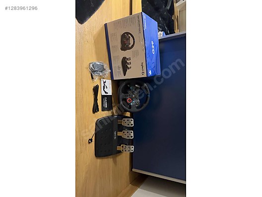 Used & Brand New Items / Gaming & Gamers Exclusive / Gaming Equipment / PC Game Racing Wheels