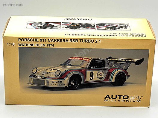 Autoart Diecast Model 1:18 Porsche Araba - 1329961600