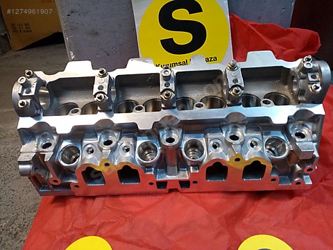 38000→ Otomobil & Arazi Aracı / Motor / 1.8 8V BENZİN SİLİNDİR KAPAĞI ZX