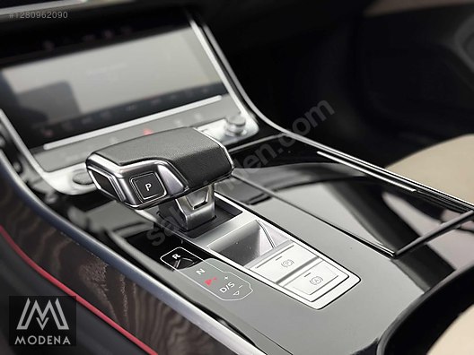 Siyah Audi A8 Otomatik