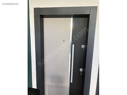 İkinci El ve Sıfır Alışveriş / Bahçe & Yapı Market / Yapı Malzemeleri / Kapı & Pencere / Çelik Kapı