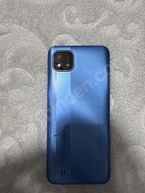 Realmi c 12