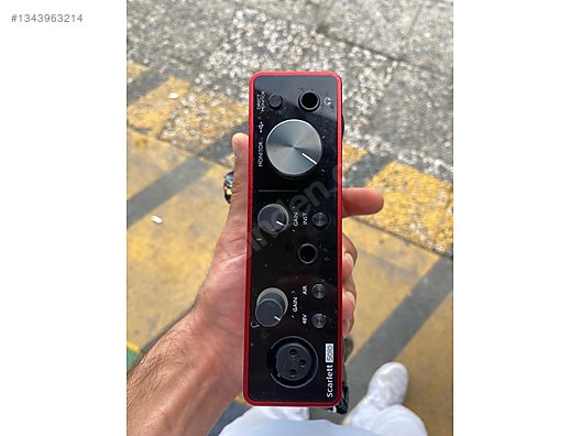 Temiz / Sorunsuz Focusrite Scarlett Solo 3rd Gen (3. Nesil) Ses